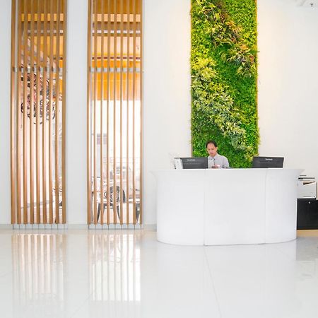 Iw Hotel Гонконг Екстер'єр фото
