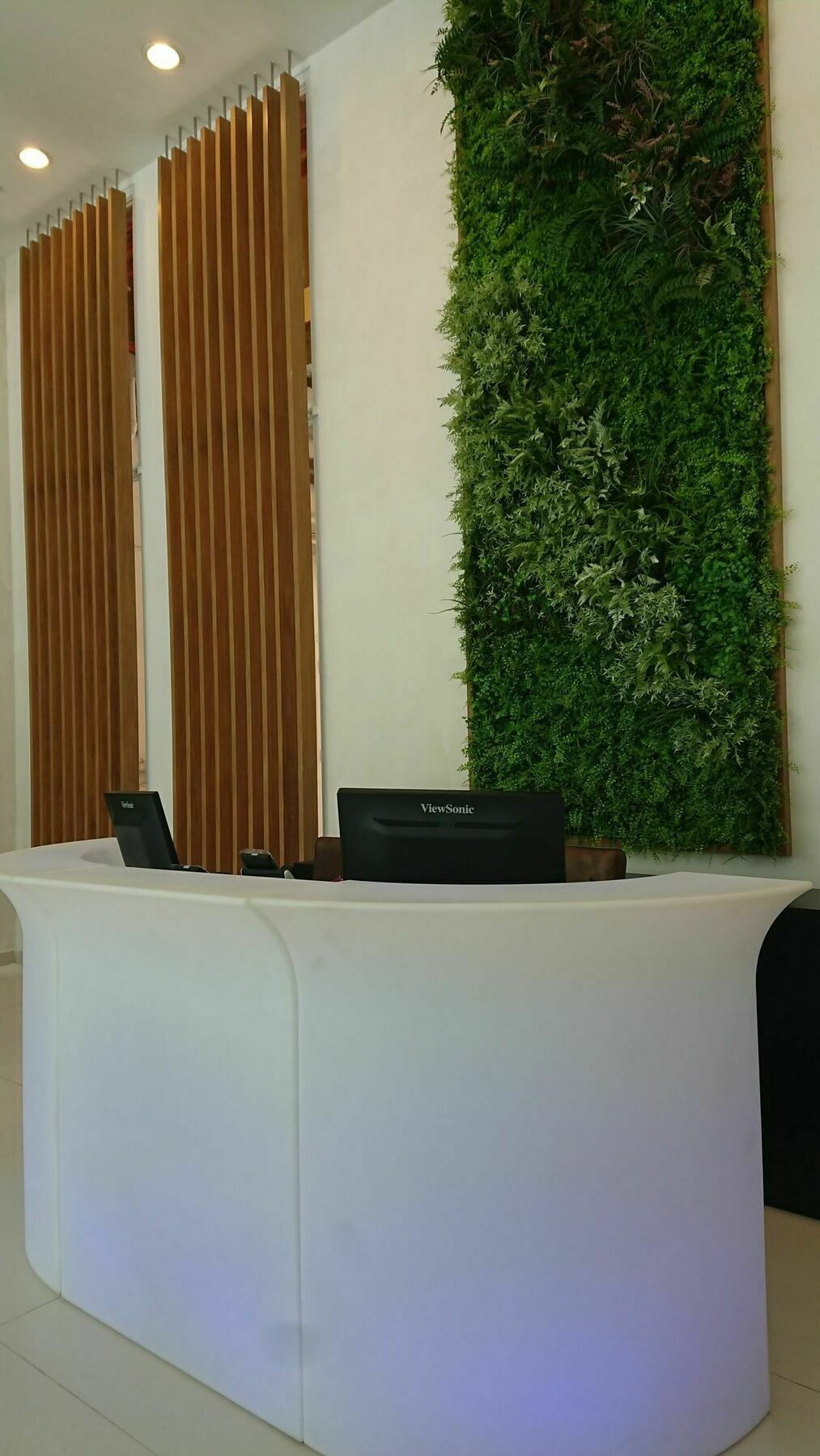 Iw Hotel Гонконг Екстер'єр фото